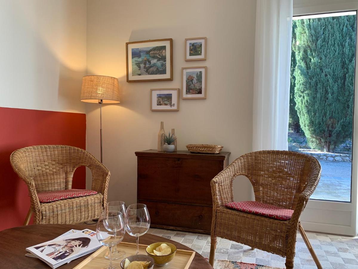 Le Domaine De L'aiguille Alpilles, Eygalieres, Saint Remy De Provence Orgon
